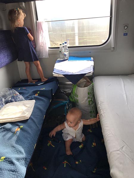 Поездка в Беларусь на поезде с двумя детьми